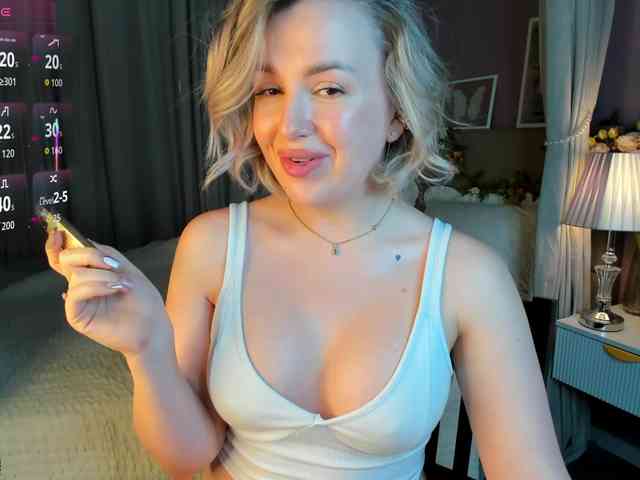 Nikki-Kai webcam