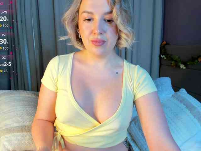 Nikki-Kai webcam