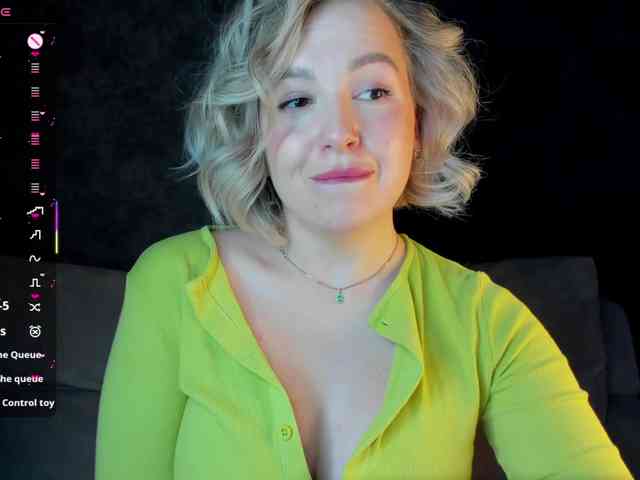Nikki-Kai webcam