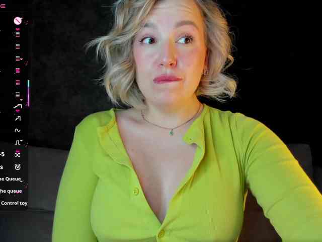 Nikki-Kai webcam
