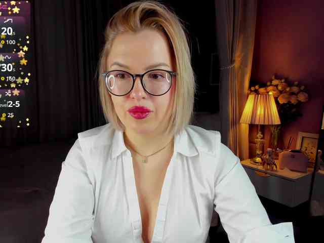 Nikki-Kai Live Webcam on BongaCams