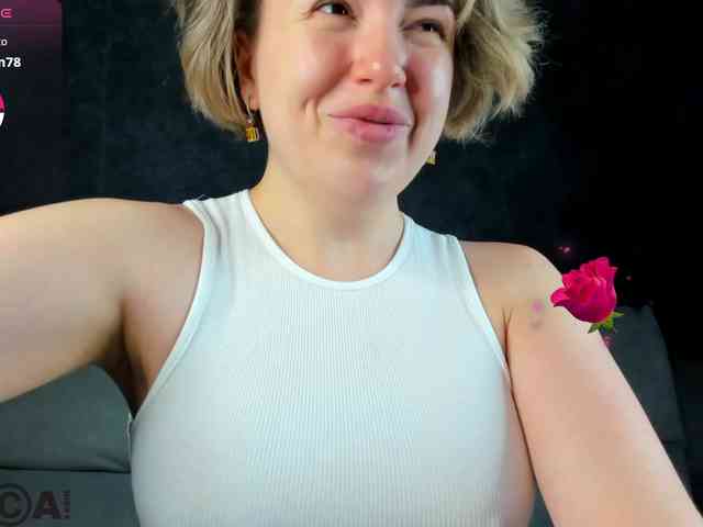 Nikki-Kai webcam