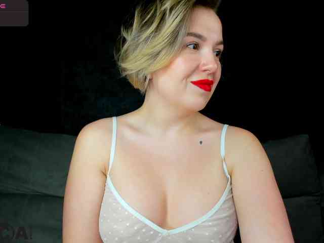 Nikki-Kai webcam