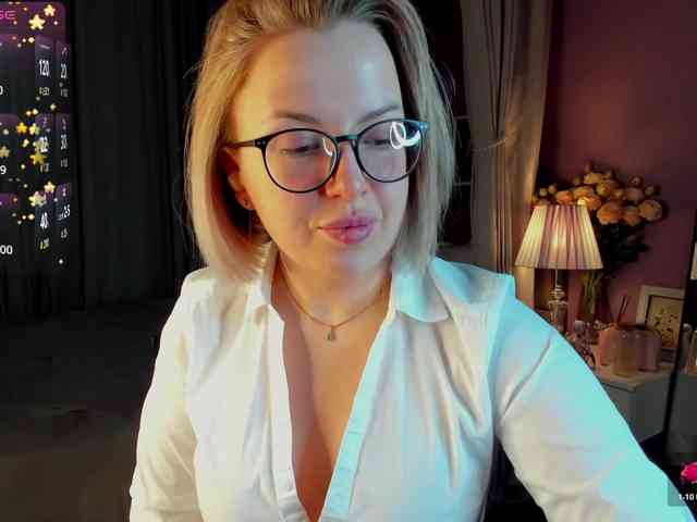 Nikki-Kai Live Webcam on BongaCams