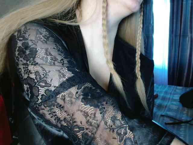 VITAMINKA_ webcam