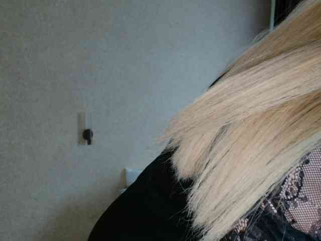 VITAMINKA_ webcam