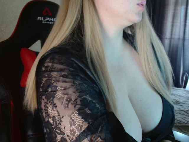 VITAMINKA_ webcam