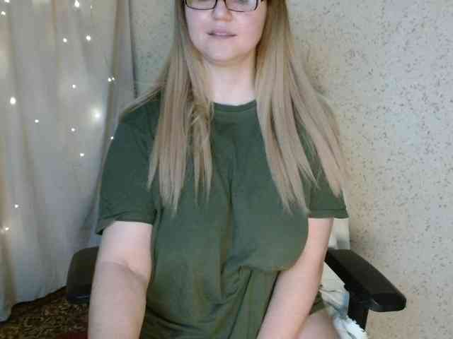 MiaLaFoxis MiaLaFoxis