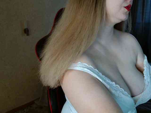 VITAMINKA_ webcam