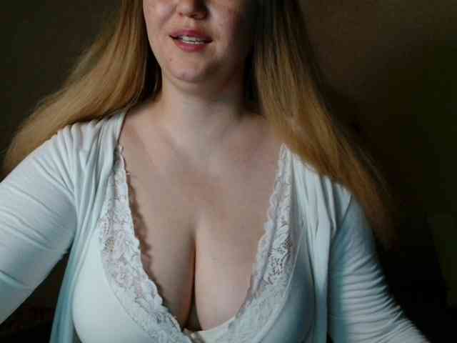 VITAMINKA_ webcam