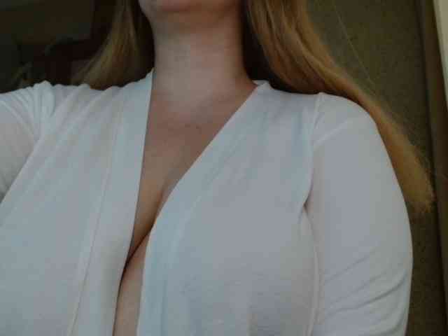 VITAMINKA_ webcam