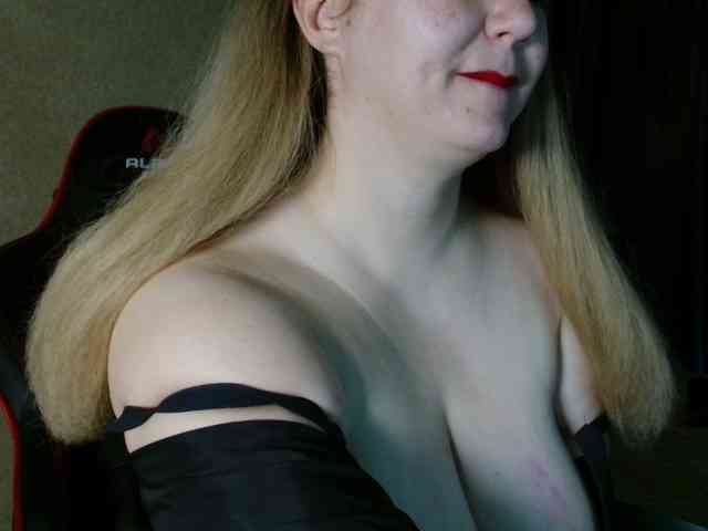 VITAMINKA_ webcam