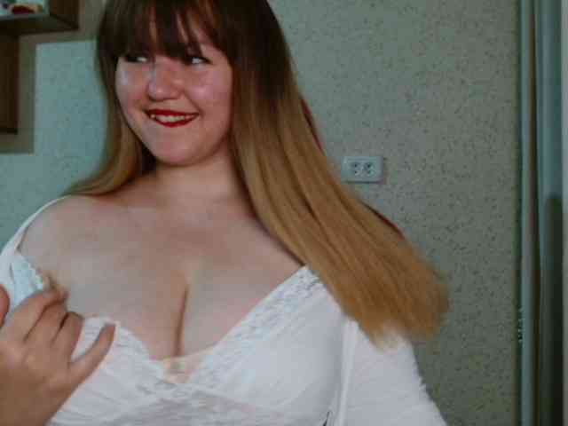 VITAMINKA_ webcam