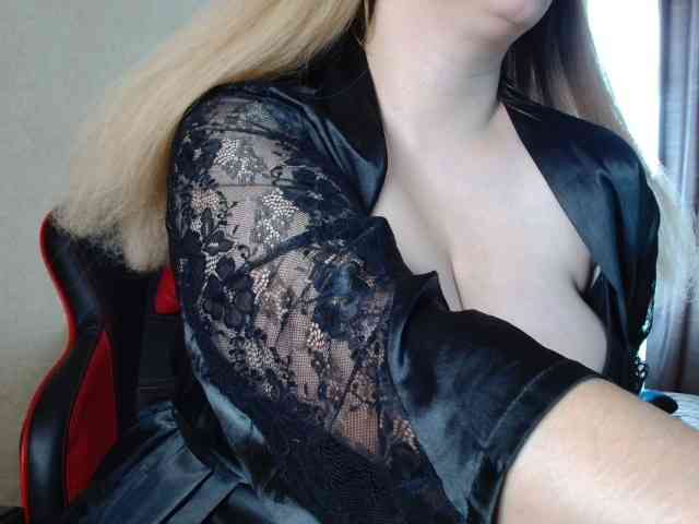 VITAMINKA_ webcam