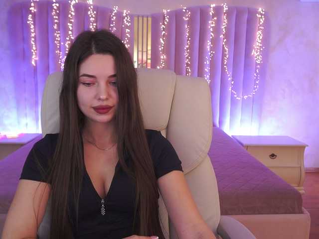 MilleJoy's BongaCams show and profile