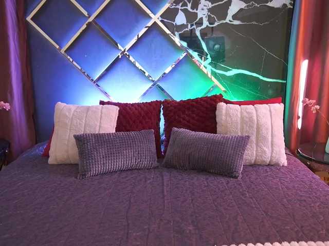 MilleJoy's BongaCams show and profile