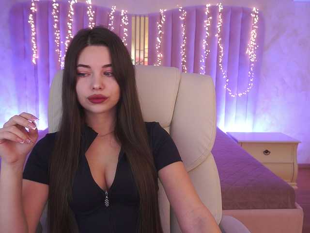 MilleJoy's BongaCams show and profile