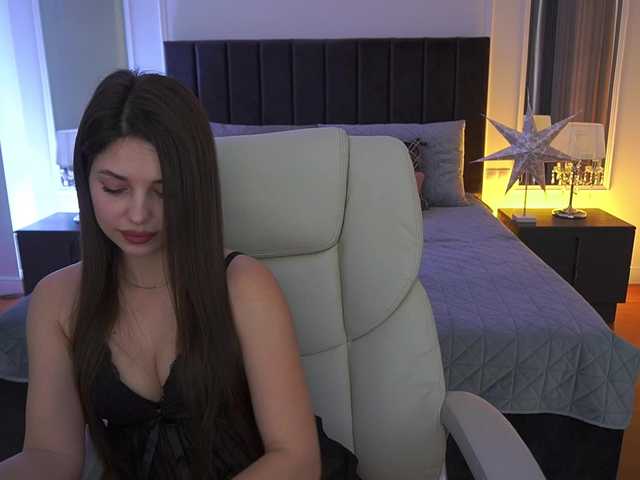 MilleJoy's BongaCams show and profile