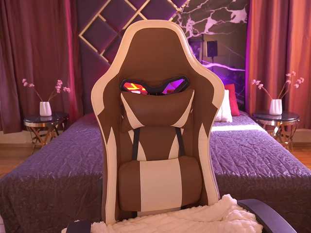 MilleJoy's BongaCams show and profile