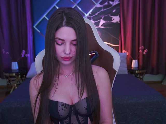 MilleJoy's BongaCams show and profile