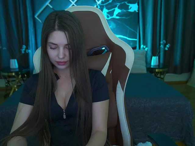 MilleJoy's BongaCams show and profile