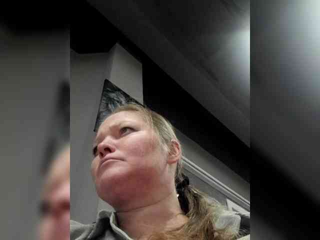 AliceLaKatana webcam