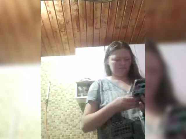 AliceLaKatana webcam