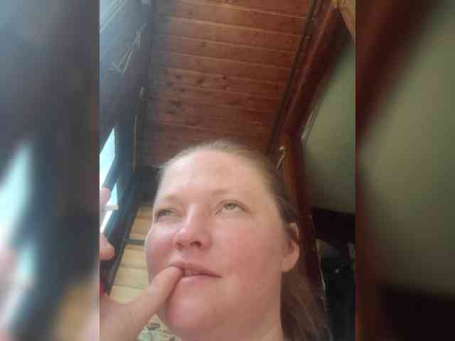 AliceLaKatana webcam
