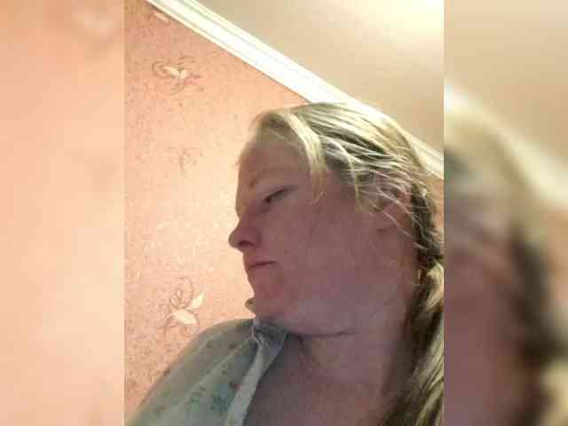 AliceLaKatana webcam