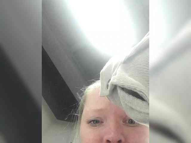 AliceLaKatana webcam