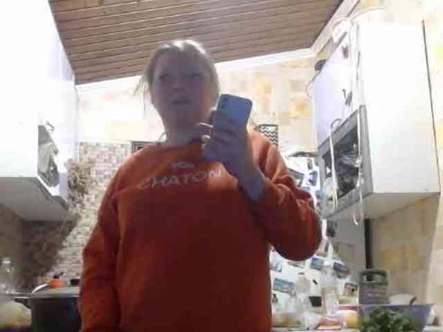 AliceLaKatana webcam