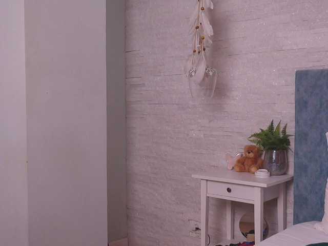 LeylaGracey's BongaCams show and profile