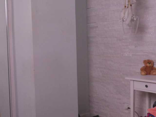 LeylaGracey's BongaCams show and profile