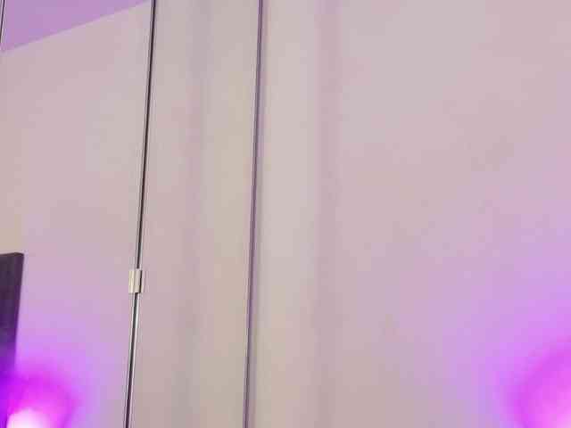 KiraJellylike webcam