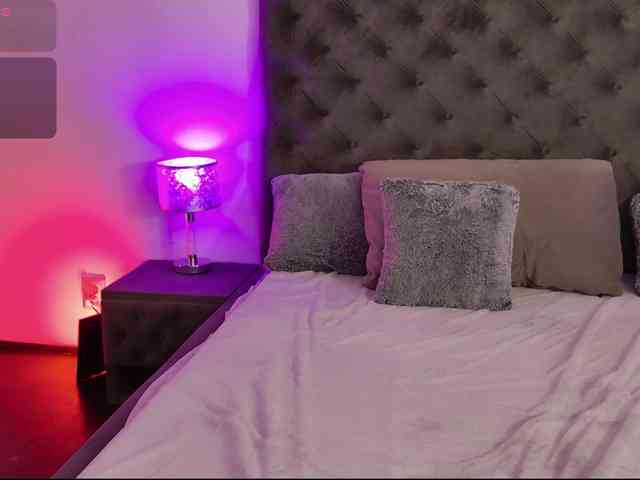 KiraJellylike webcam