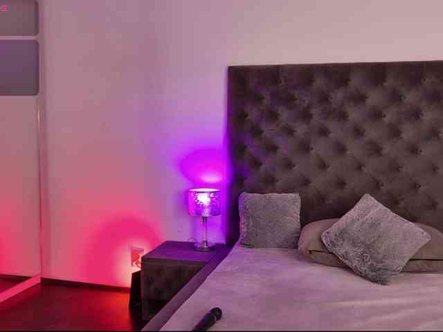 KiraJellylike webcam