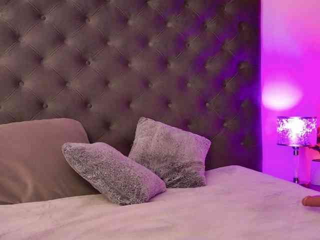 KiraJellylike webcam