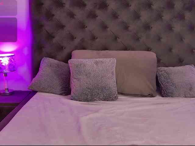 KiraJellylike webcam