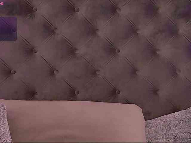 KiraJellylike webcam