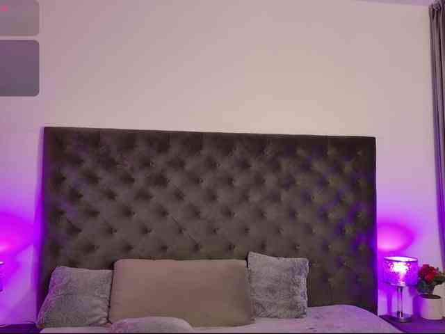 KiraJellylike webcam