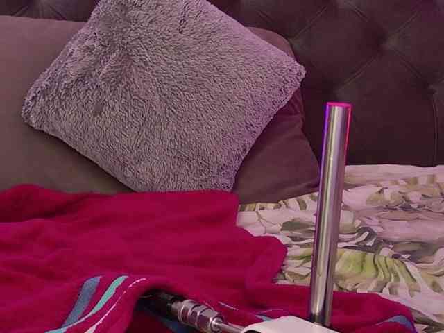 KiraJellylike webcam