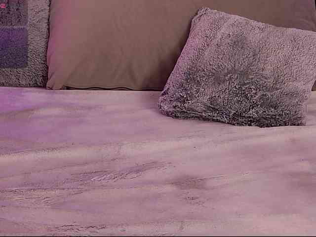 KiraJellylike webcam