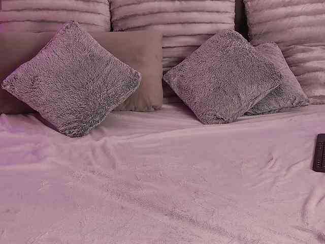 KiraJellylike webcam