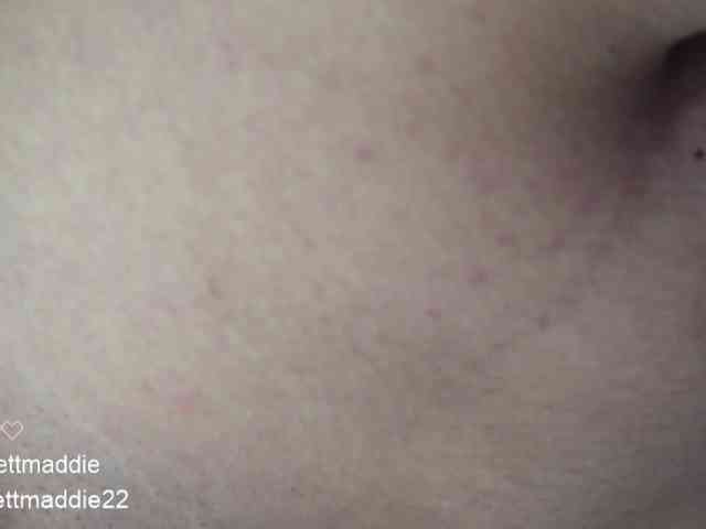 Sweettmaddie22 webcam