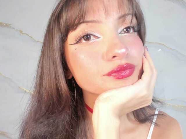 MaddieStark's BongaCams show and profile