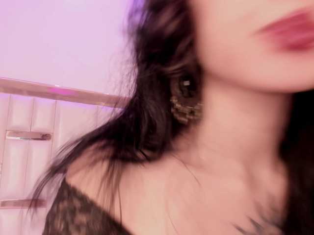 MaddieStark webcam bongacams model stream image