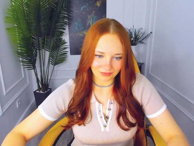 TinaGeroll chat room