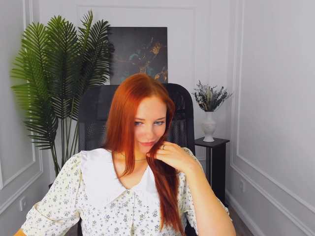  TinaGeroll chat room