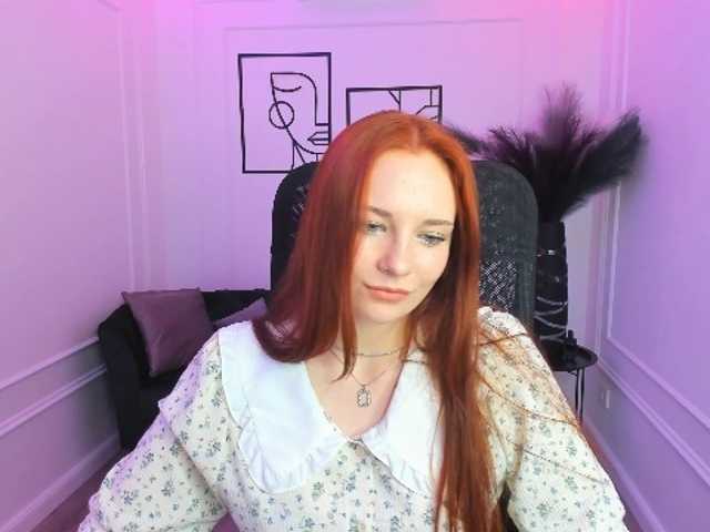 TinaGeroll webcam