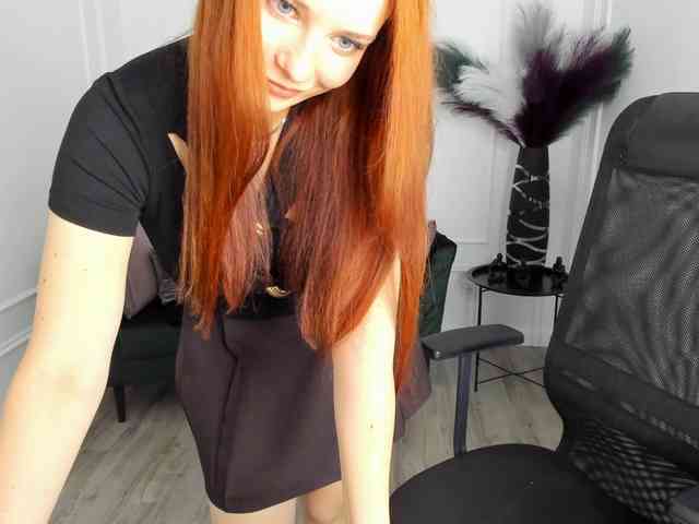 TinaGeroll webcam